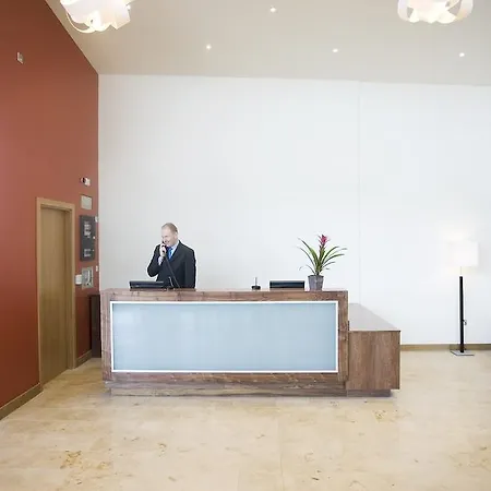 Maldron 3* Порт-Лиише