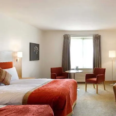 Отель Maldron 3*