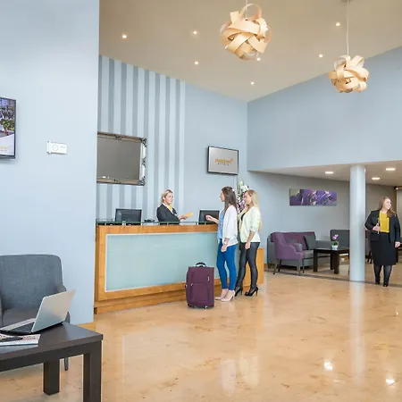 Maldron Portlaoise Hotel 3*