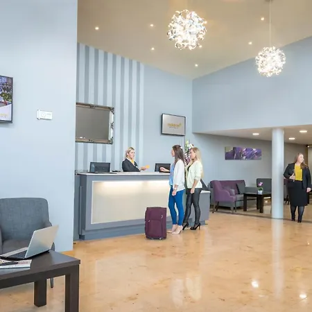 Maldron Hotell 3*